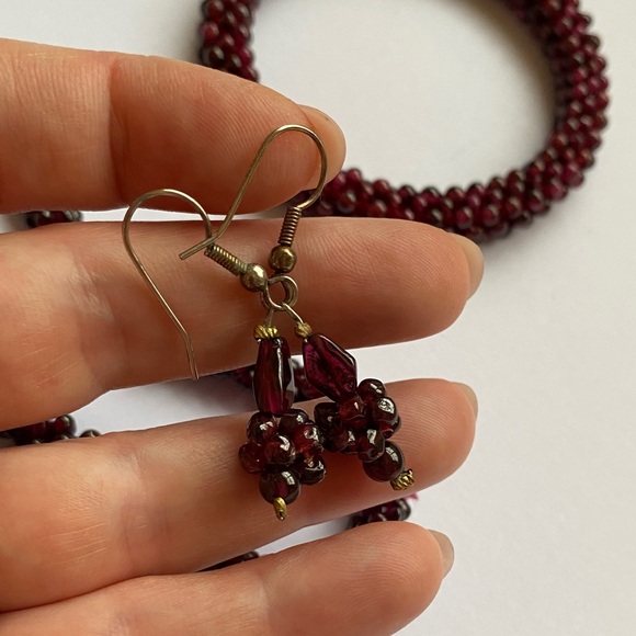 Vintage Garnet Rope Necklace, Bracelet and Earrings (Set) - Picture 5 of 6